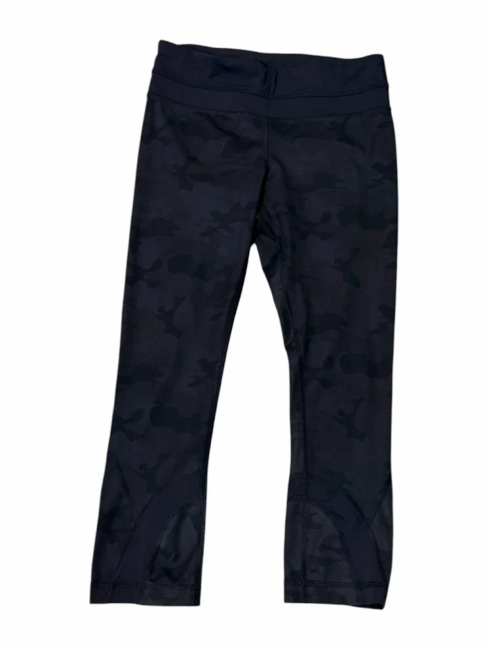 Lululemon Athletica Black Camouflage Cropped Leggings